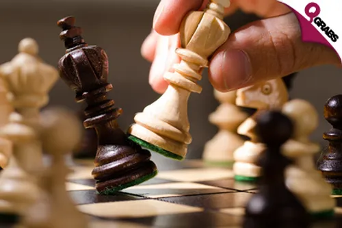 For QR200 Grab 10 professional chess classes by an International FIDE rated player at TCA (QR500 Value)